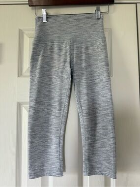 Lululemon Grey/White Stripe Align Crop Leggings size 2